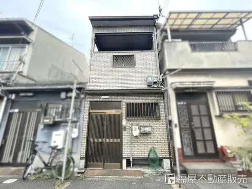 Akiya in Osaka