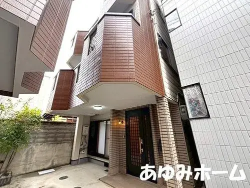 Akiya in Suita