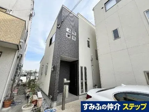 Akiya in Minoh