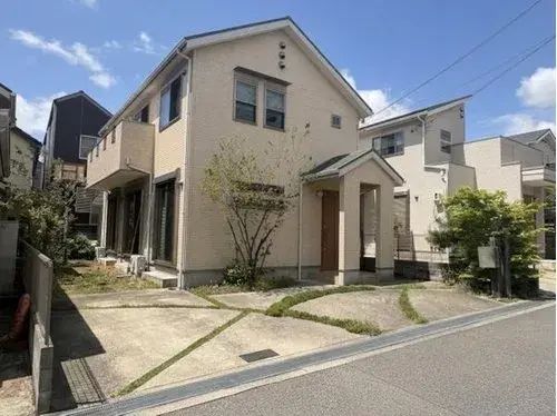 Akiya in Minoh