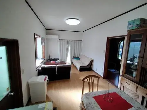 Slide 4