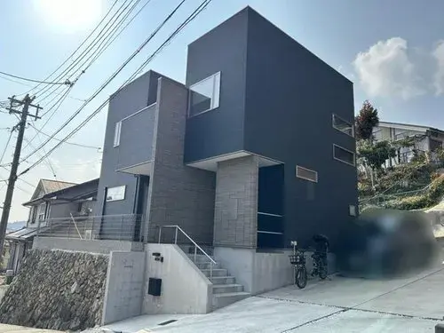 Akiya in 宝塚市