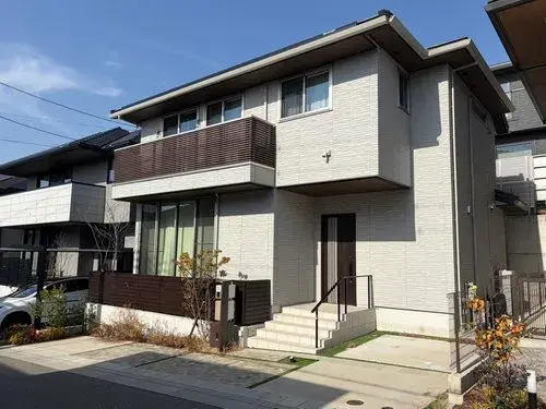 Akiya in Kobe