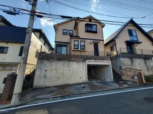 Akiya in Kawanishi