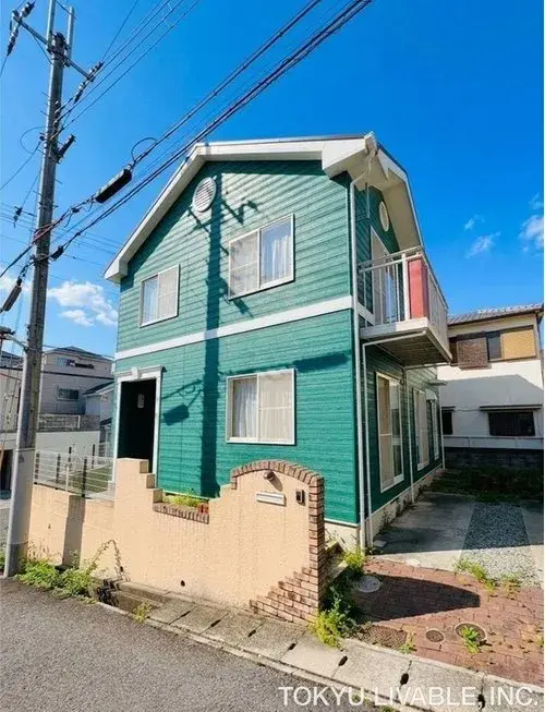 Akiya in Kobe