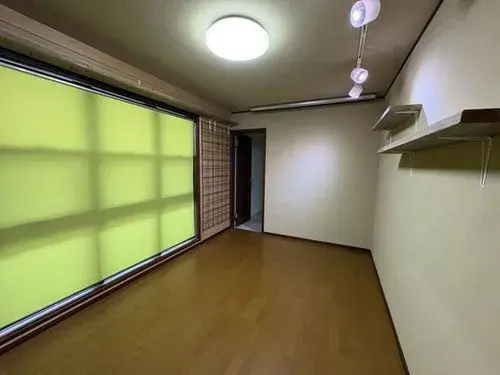 Slide 4