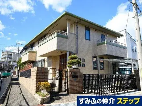Akiya in Itami
