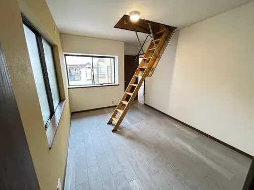 2-Story, All Rooms with Storage, 6+ Tatami Mat Rooms Property Nishinomiya City Hyogo Prefecture (5)