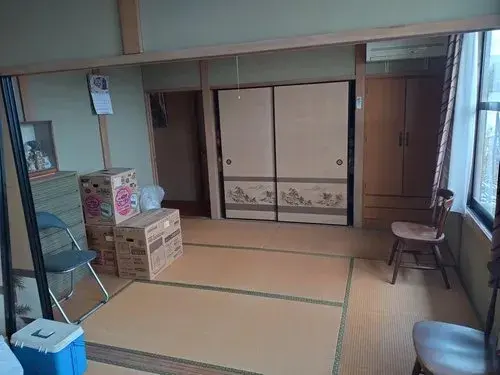 Slide 4