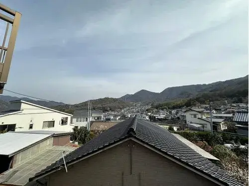 Slide 4