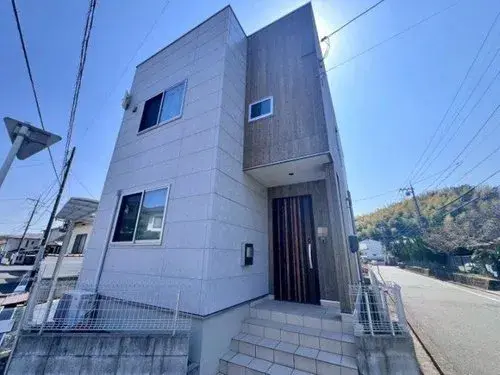 Akiya in Hatsukaichi