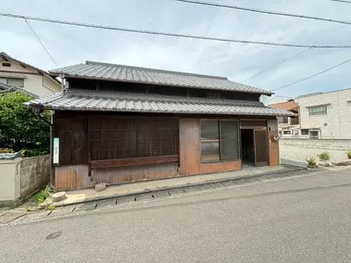 Akiya in Marugame
