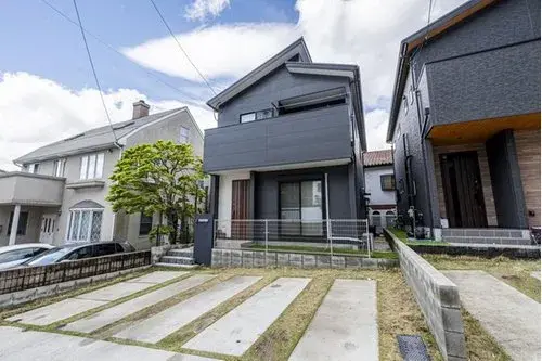 Akiya in 福岡市