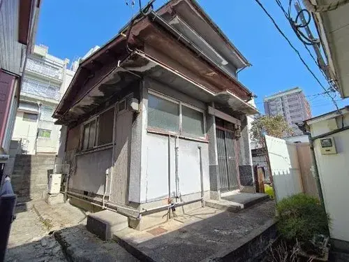 Akiya in Nagasaki