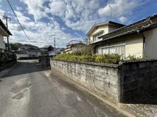Slide 4
