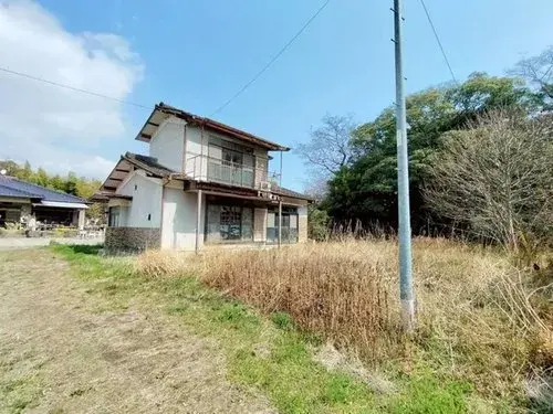Akiya in Pueblo de Hiji