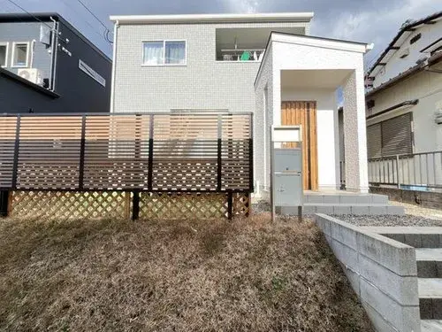 Akiya in Yufu
