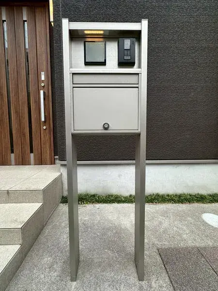 Slide 4