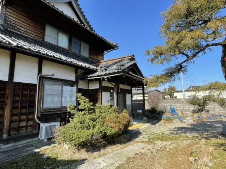 Akiya in Sakai