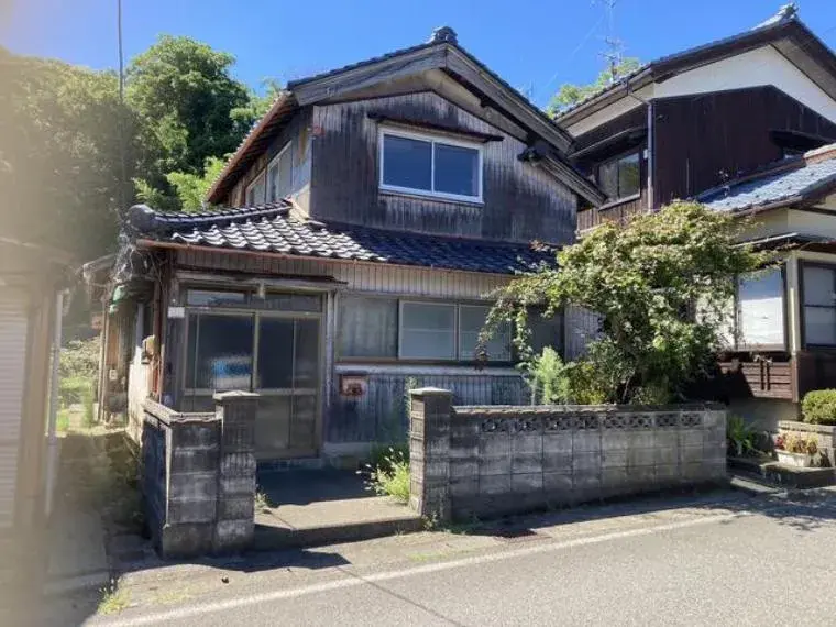Akiya in 坂井市