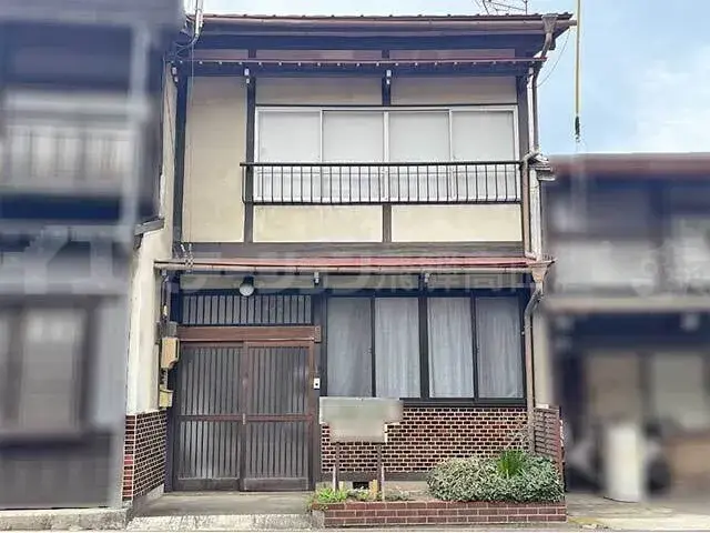 Akiya in Takayama