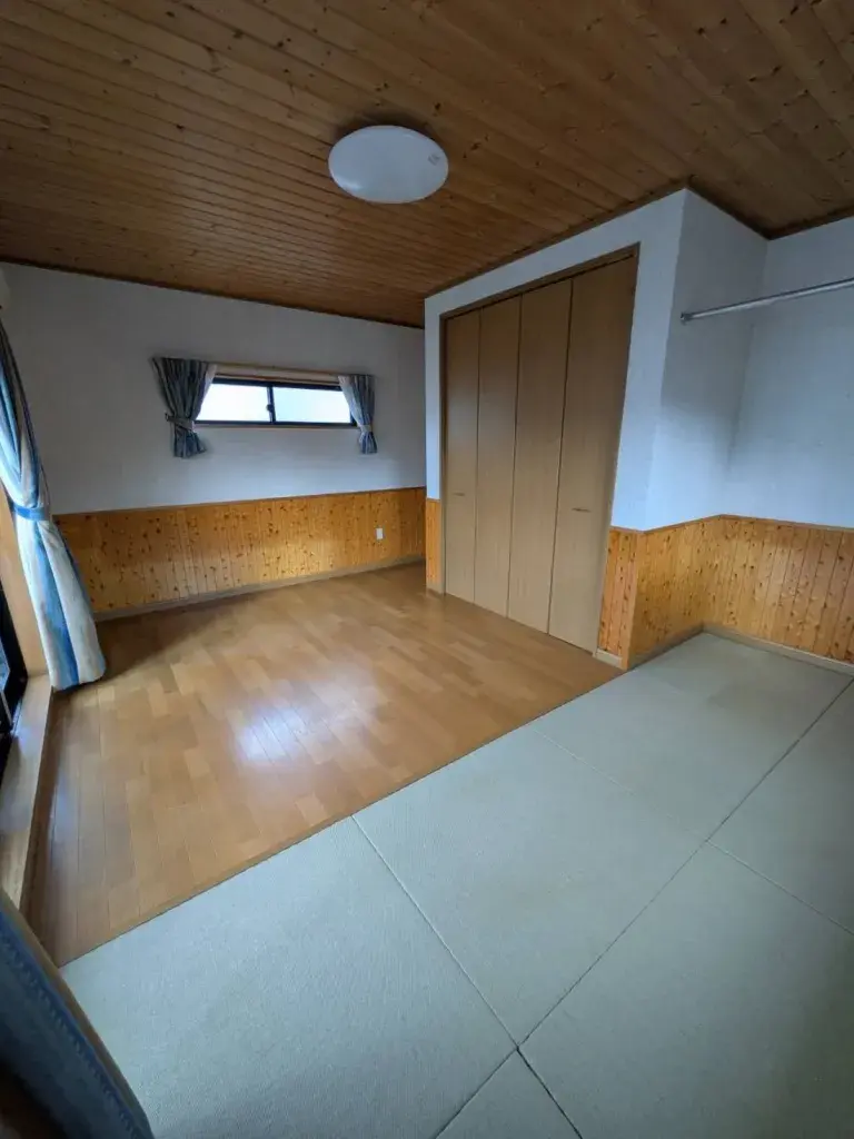 4SLDK Seiyo City Ehime Prefecture (6)