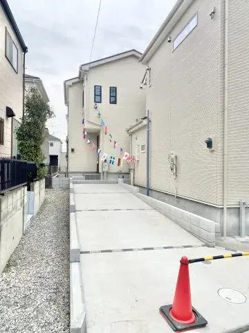 Slide 4