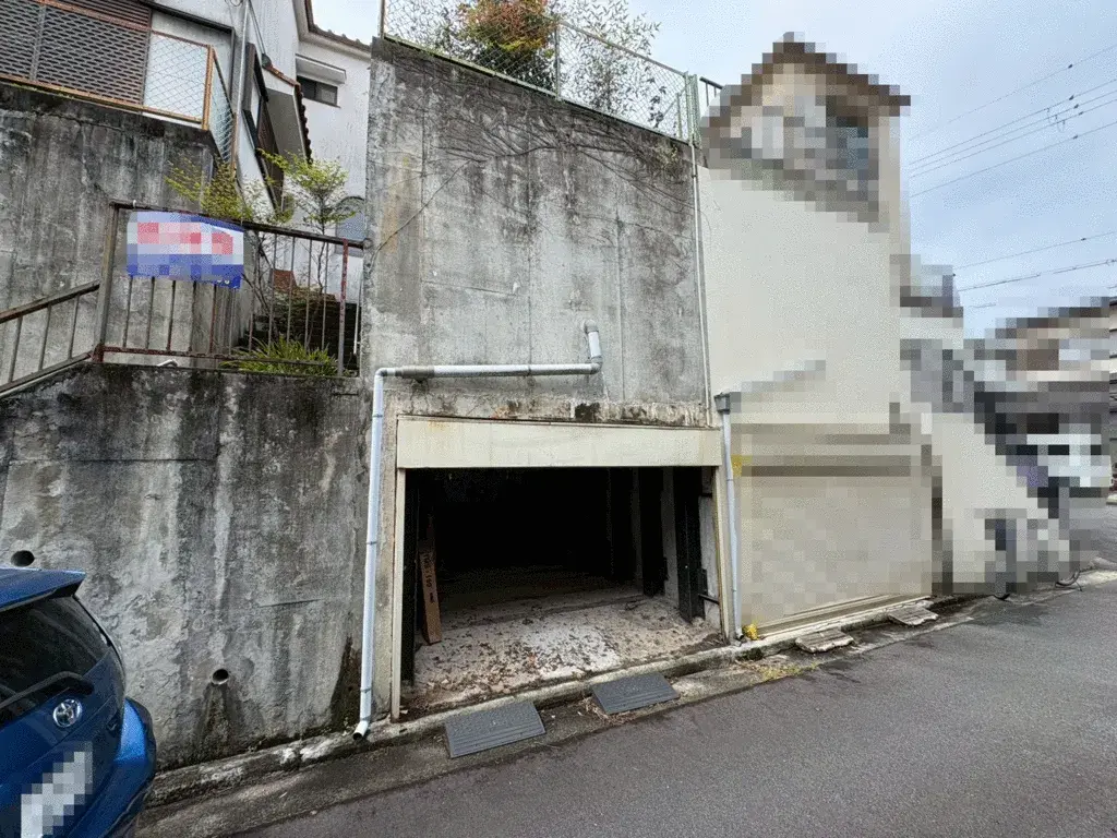 Slide 3
