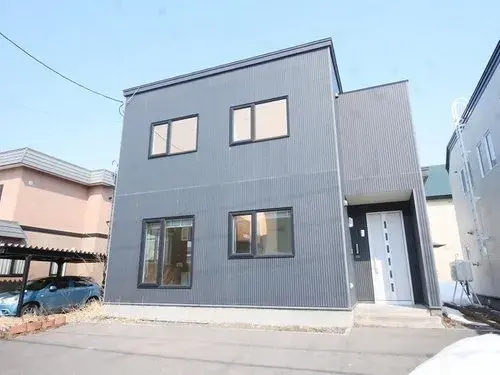Akiya in Sapporo