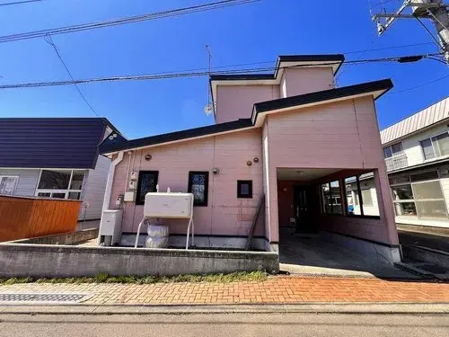 Akiya in Iwamizawa