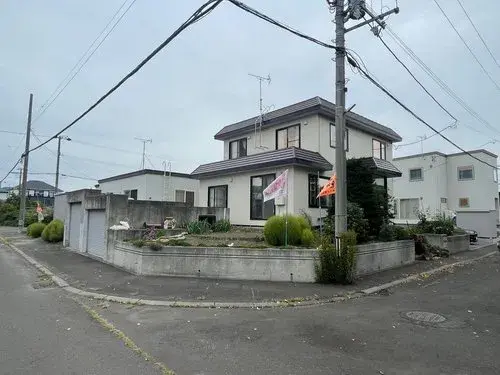 Akiya in Ebetsu