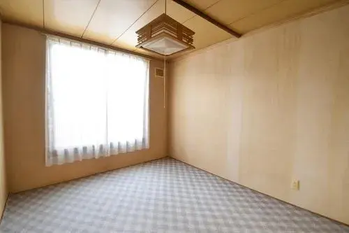 2-Story Detached House Toyohira Hokkaido (5)