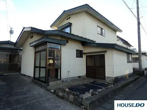 Akiya in Hirosaki