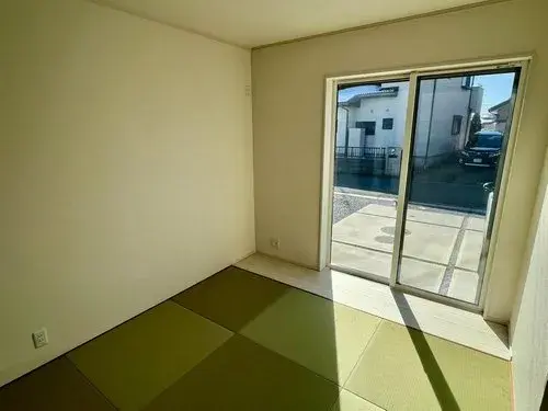 Slide 4