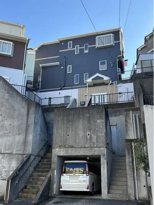 Akiya in Yokohama