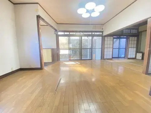 Kanagawa Yokosuka 7LDK House (12)