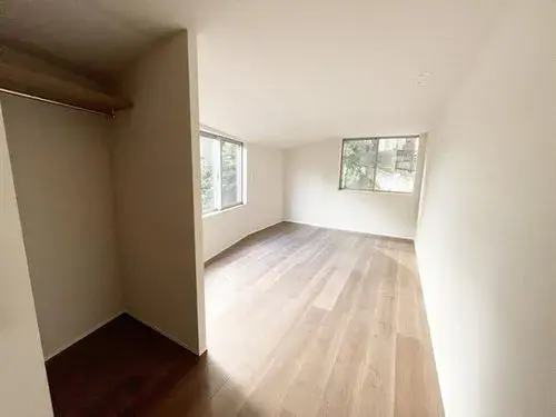 Kanagawa Prefecture Oiso-machi Open-Ceiling LDK Property (5)