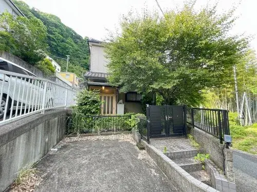 Akiya in Atami