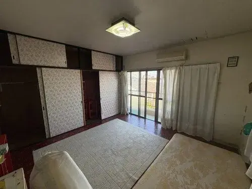 Slide 4