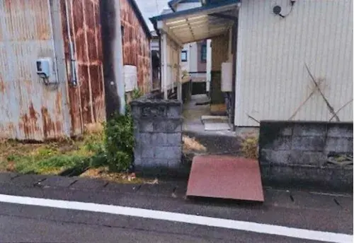 Slide 4