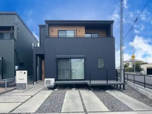 Akiya in Takahama