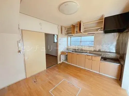 Two-story building in Toyohashi City, Aichi Prefecture (6)
