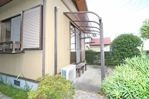 Slide 4