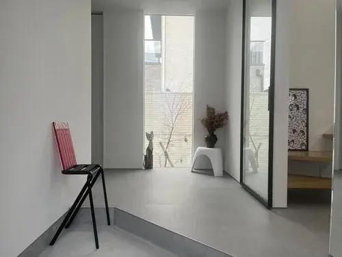 Slide 4