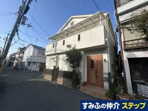 Akiya in Neyagawa