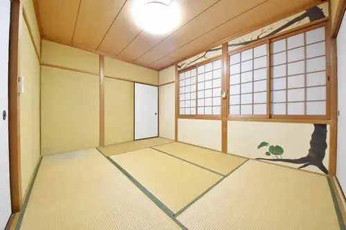 5DK+S Property Toyonaka City Osaka Prefecture (12)