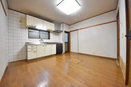 5DK+S Property Toyonaka City Osaka Prefecture (14)