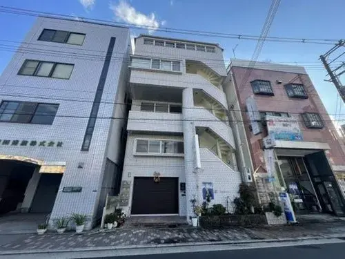 Akiya in Osaka