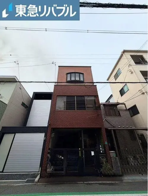 Akiya in Osaka