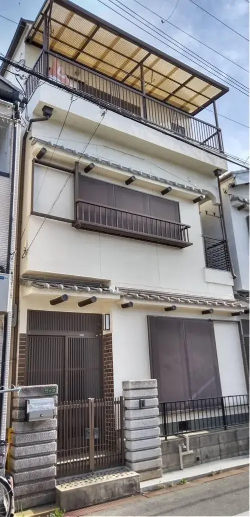 Akiya in Osaka